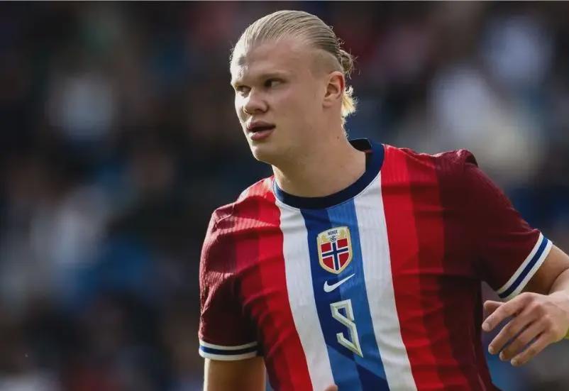 中外选手同台竞技！内蒙古国际大众短道速滑公开赛鸣枪