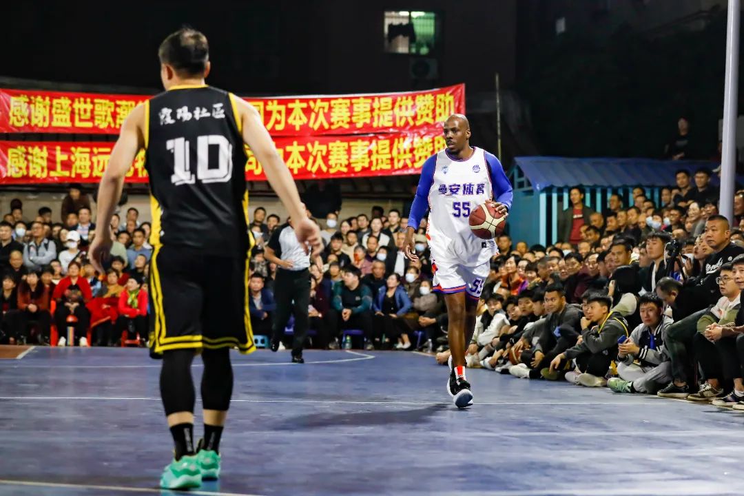 孙继海：不是家里有矿才能踢球，想改变大家这种认知（孙继海：踢球不靠家里有矿，我想打破这种观念）