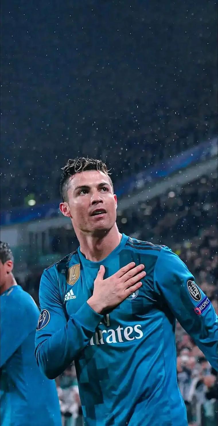 萨卡能否成为哈兰德的FPL队长替代者？（FPL队长之选：萨卡能接替哈兰德吗？）