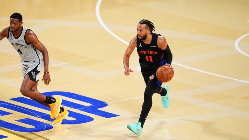 斯洛特：阿诺德对利物浦而言很特别，每次见到他我都会拥抱他（斯洛特：阿诺德之于利物浦意义非凡，每次见到他我都会给他一个拥抱）