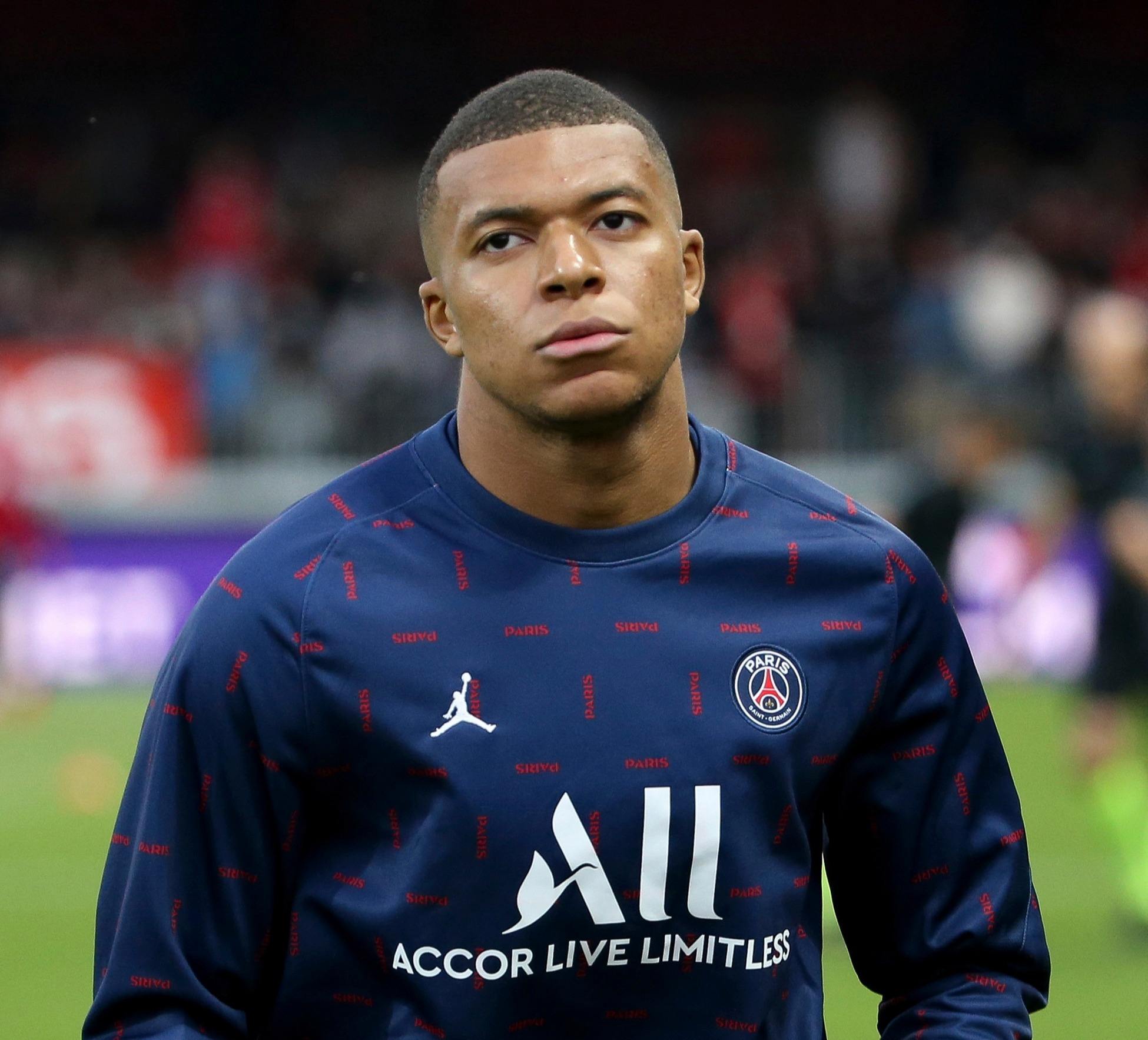 懂球帝2025赛季中超第29轮MVP：何超（何超当选懂球帝评中超2025赛季第29轮MVP）