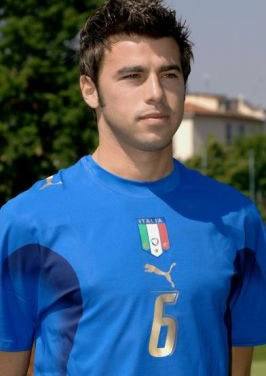 纳格尔斯曼：今天拿3分最重要，我们下半场的表现配得上胜利（纳格尔斯曼：三分最关键，下半场发挥证明我们该赢）