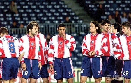 1-4惨败+2-3被翻！五星巴西跌下神坛？世界杯签运难救二流困境（1-4惨败、2-3遭逆转！五星巴西还在神坛吗？世界杯好签难救二流之困）