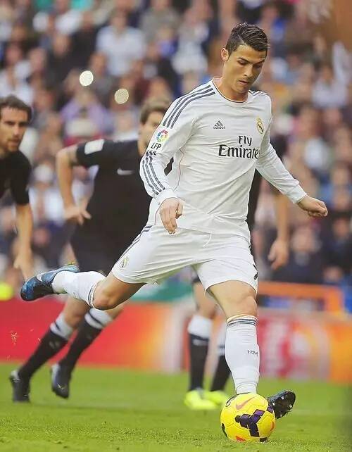 热身赛：U18国青2-1吉尔吉斯斯坦U18，魏祥鑫、贾伟伟建功（U18热身赛：国青2-1击败吉尔吉斯斯坦U18，魏祥鑫与贾伟伟破门）